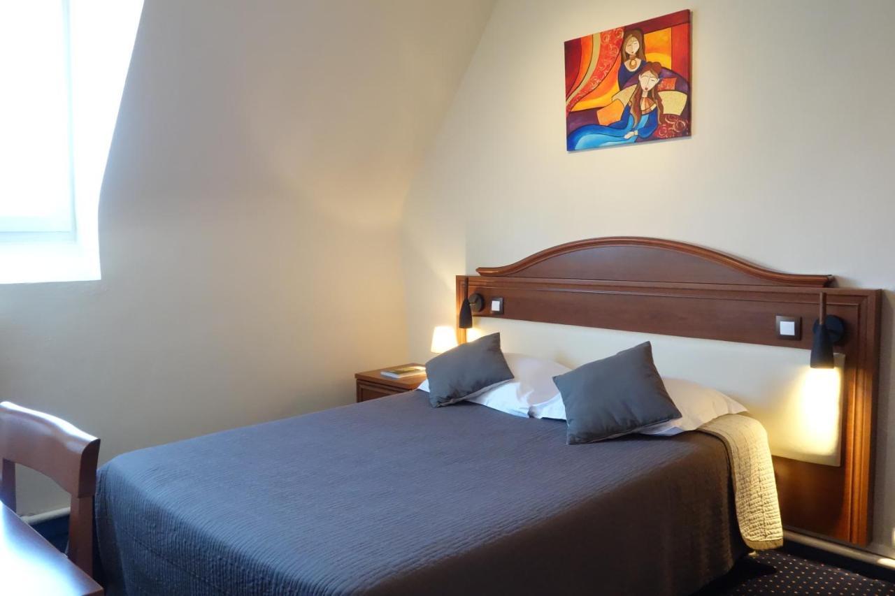 Logis Hotel Central Montargis Luaran gambar