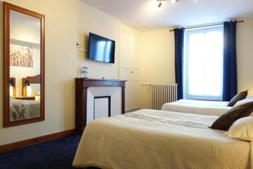 Logis Hotel Central Montargis Luaran gambar